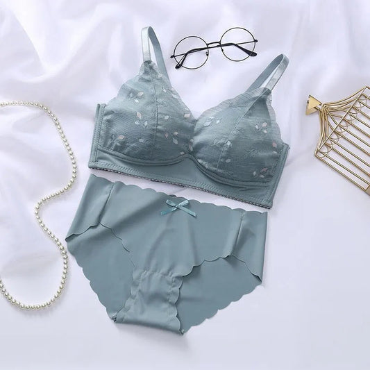 Women's UnderWired Full Cup Lace Multiway Bra with Matching Panty (Set of 4)