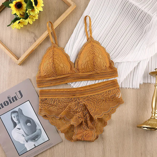 Women's UnderWired Full Cup Lace Multiway Bra with Matching Panty (Set of 6)