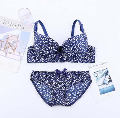 Women's UnderWired Full Cup Lace Multiway Bra with Matching Panty (Set of 6)