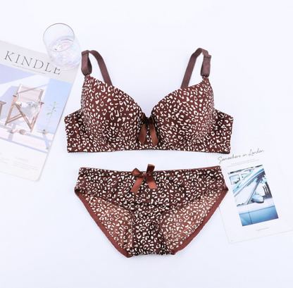 Women's UnderWired Full Cup Lace Multiway Bra with Matching Panty (Set of 6)