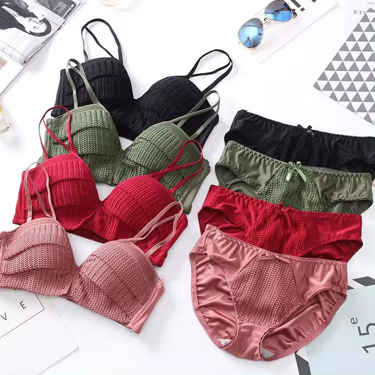 Women's UnderWired Full Cup Lace Multiway Bra with Matching Panty (Set of 4)